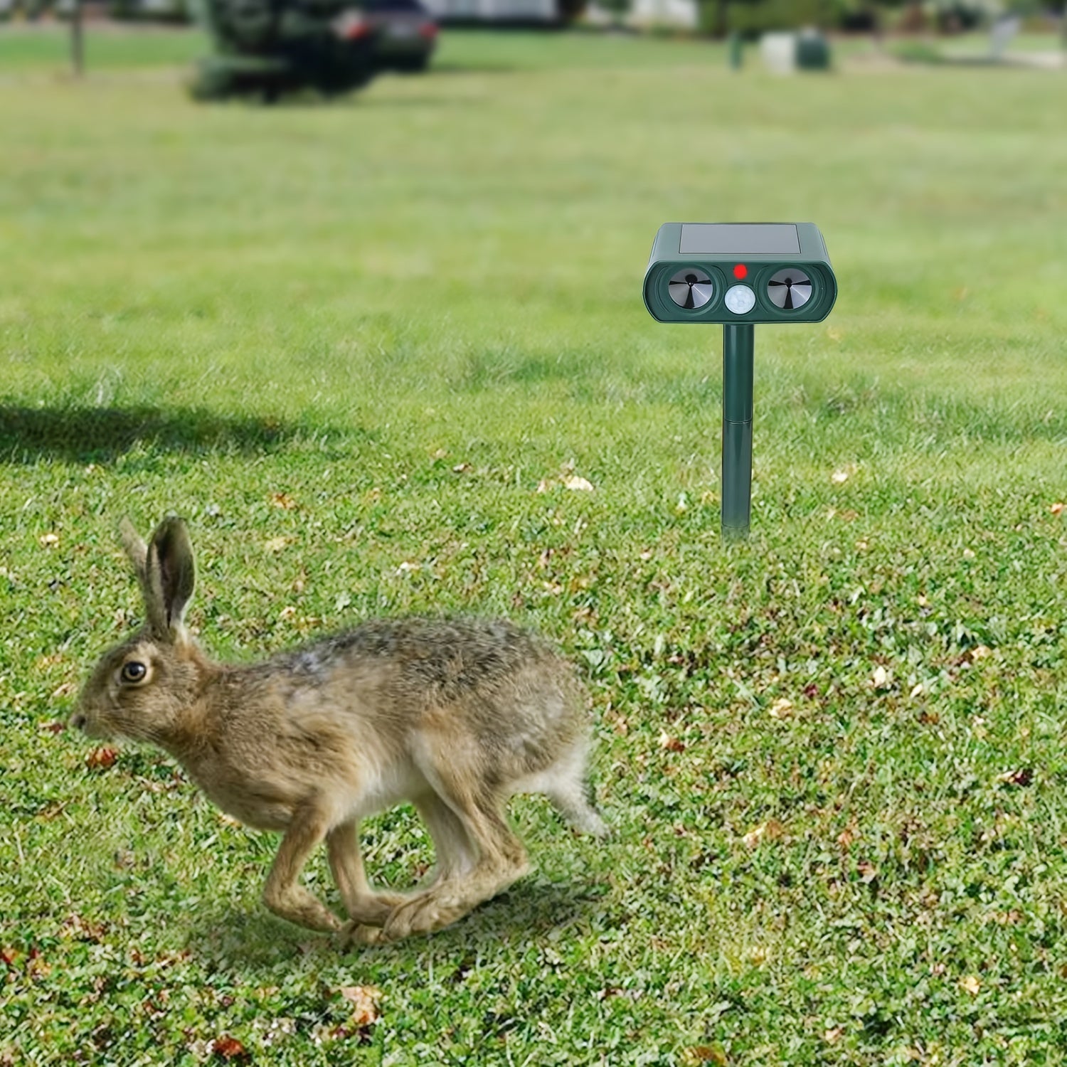 Solar Power Ultrasonic Animal Repellent, Solar Motion Sensor, Outdoor Farm, Garden, Courtyard